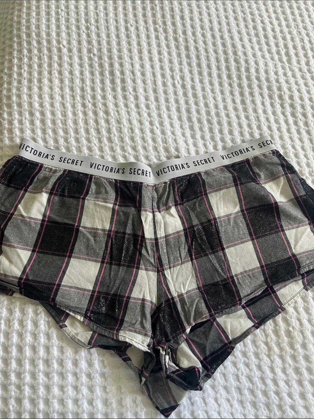 Women’s VS Victoria’s Secret Sz L Shimmer Boxers Sleep Shorts Worn Twice